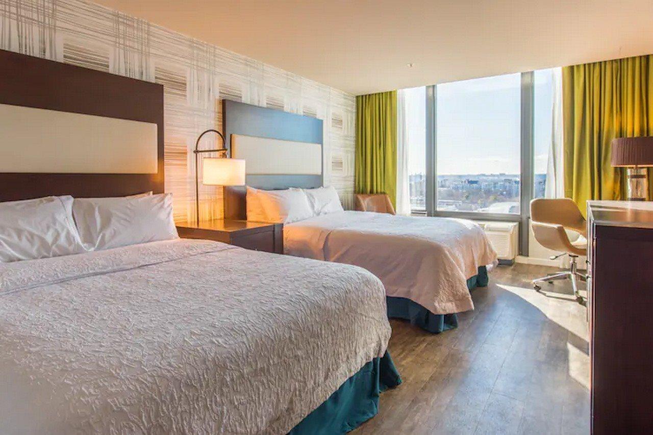 Hampton Inn & Suites Washington, D.C. - Navy Yard Екстериор снимка