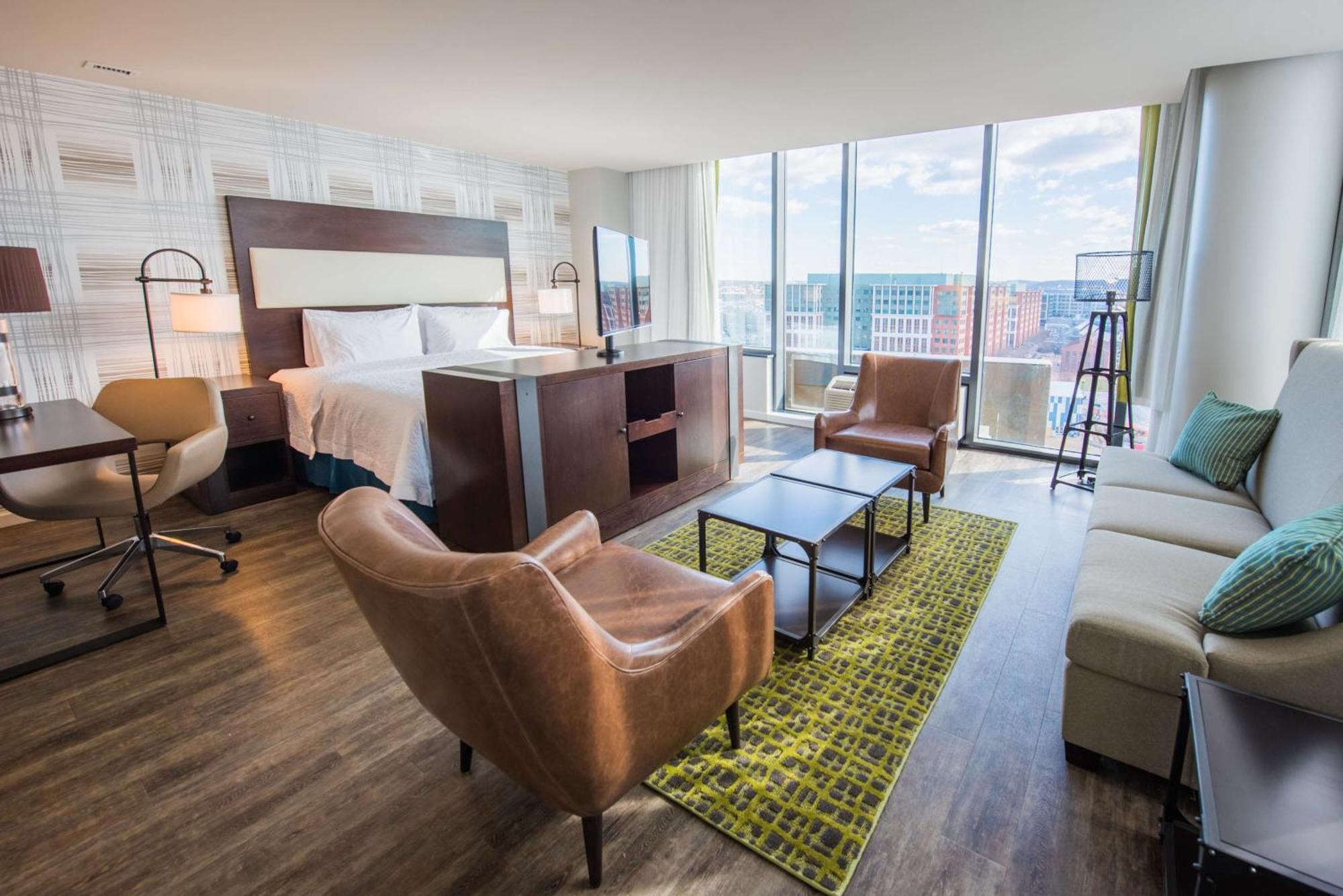 Hampton Inn & Suites Washington, D.C. - Navy Yard Екстериор снимка
