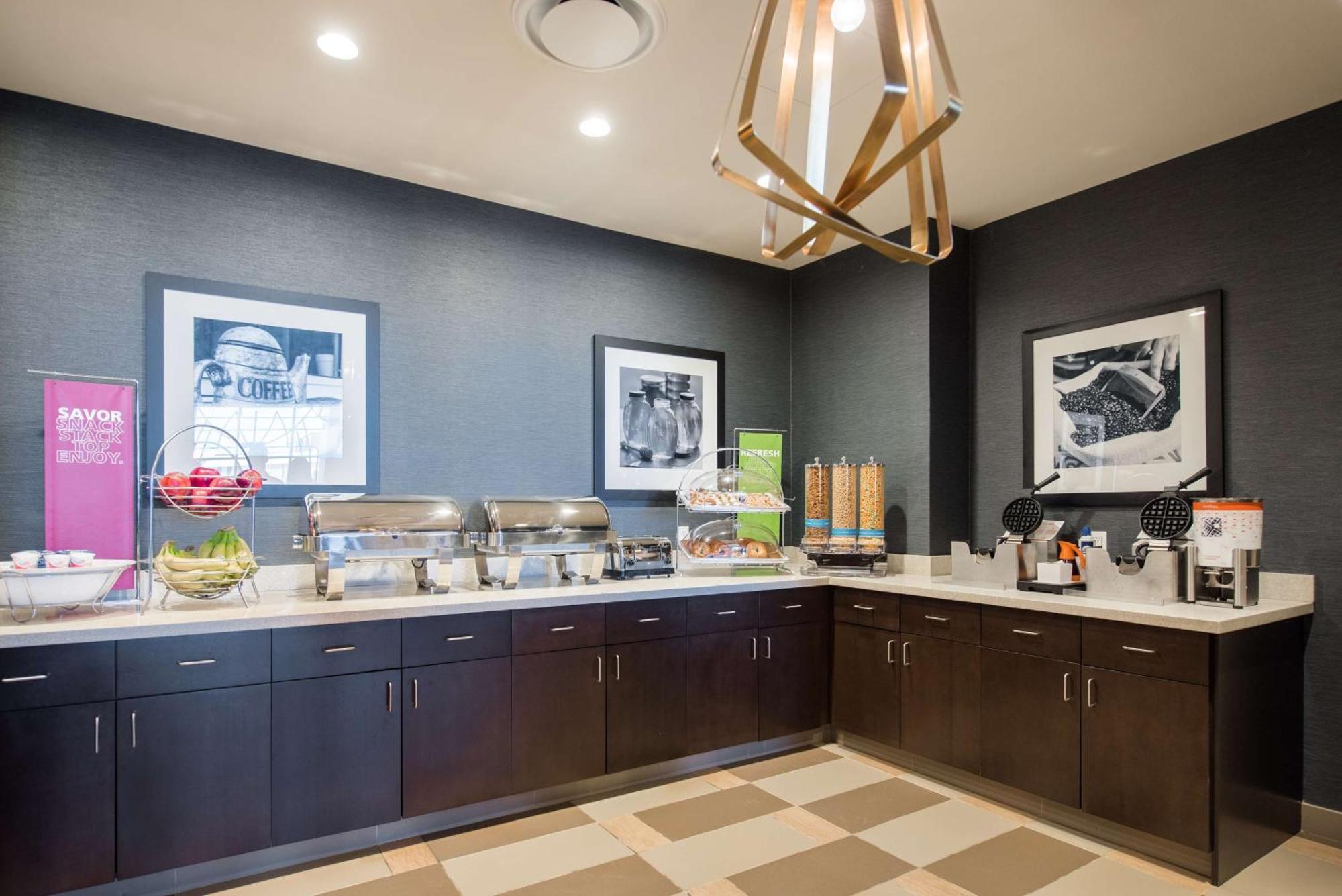 Hampton Inn & Suites Washington, D.C. - Navy Yard Екстериор снимка